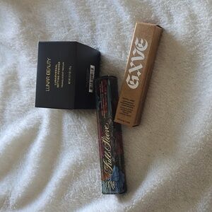 Makeup bundle